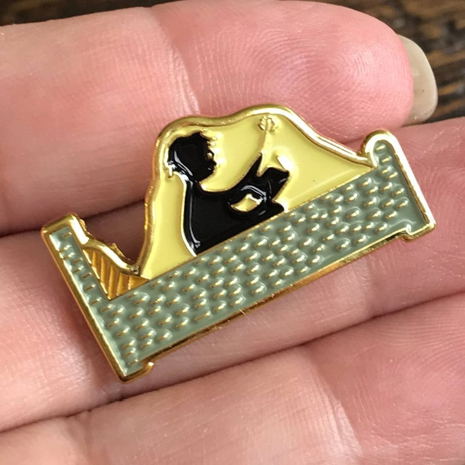 Harry Potter Lumos Spell Collect Enamel Pin Last One! 820